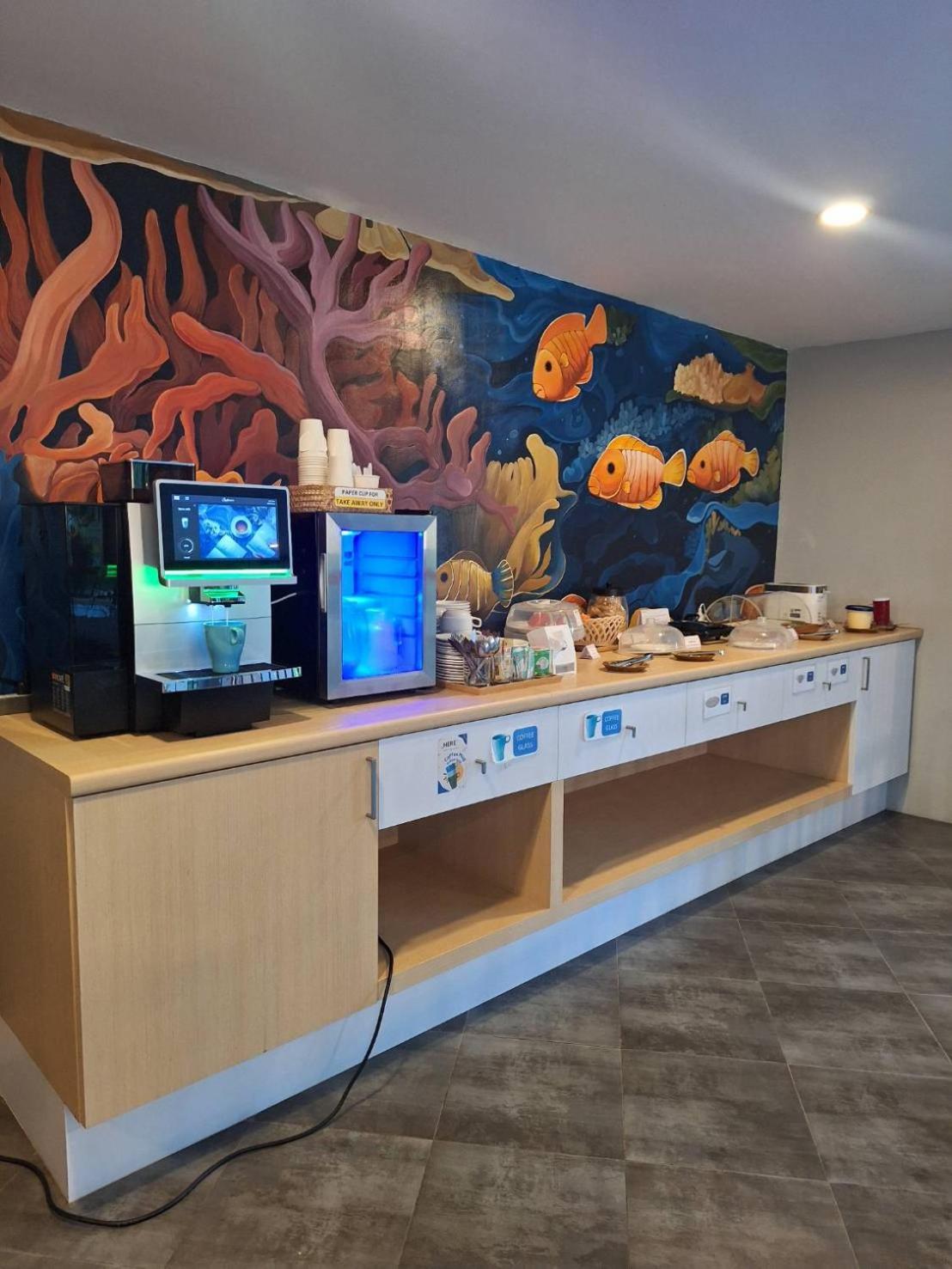 Отель Atom Phuket -sha 3*